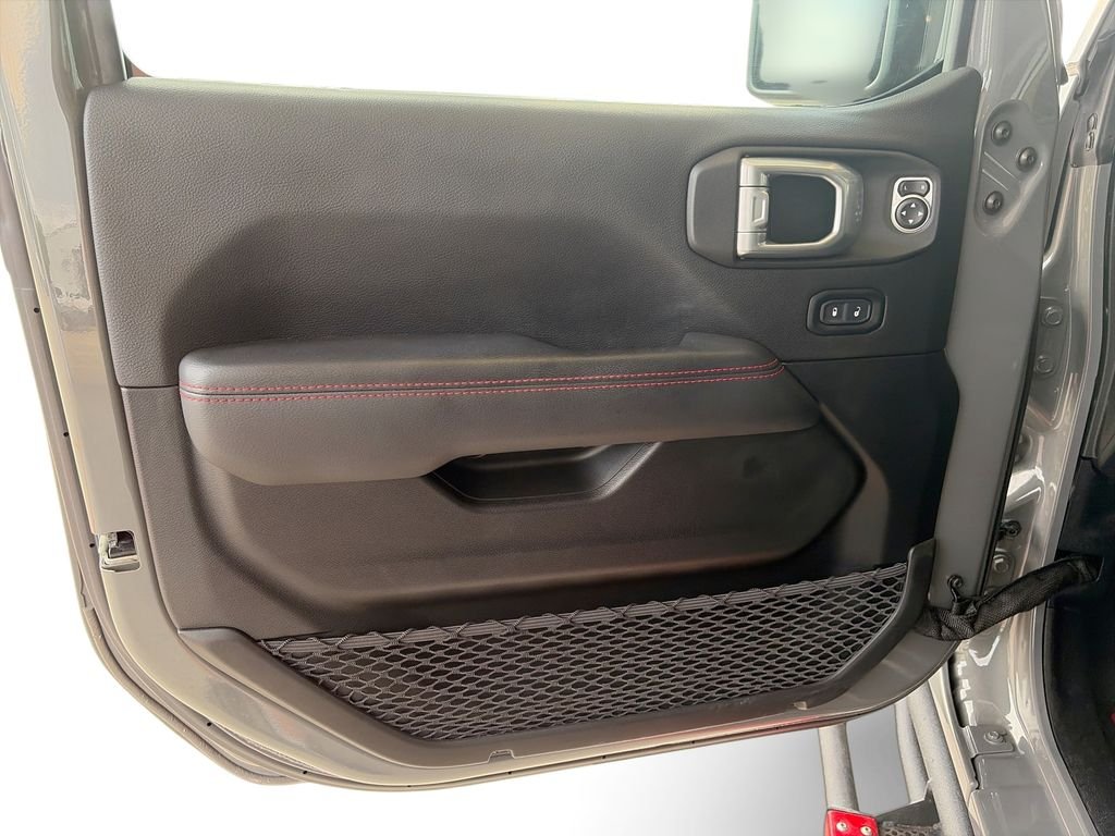 Used 2021 Gray Jeep Rubicon image 23