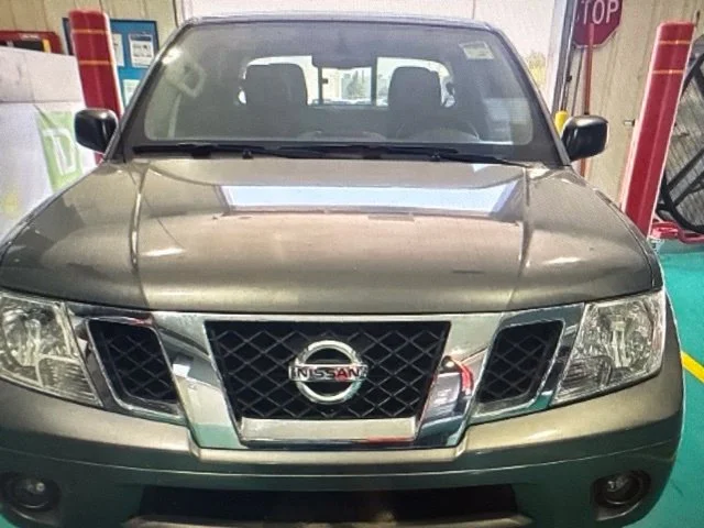 Used 2020 Gray Nissan SV image 7