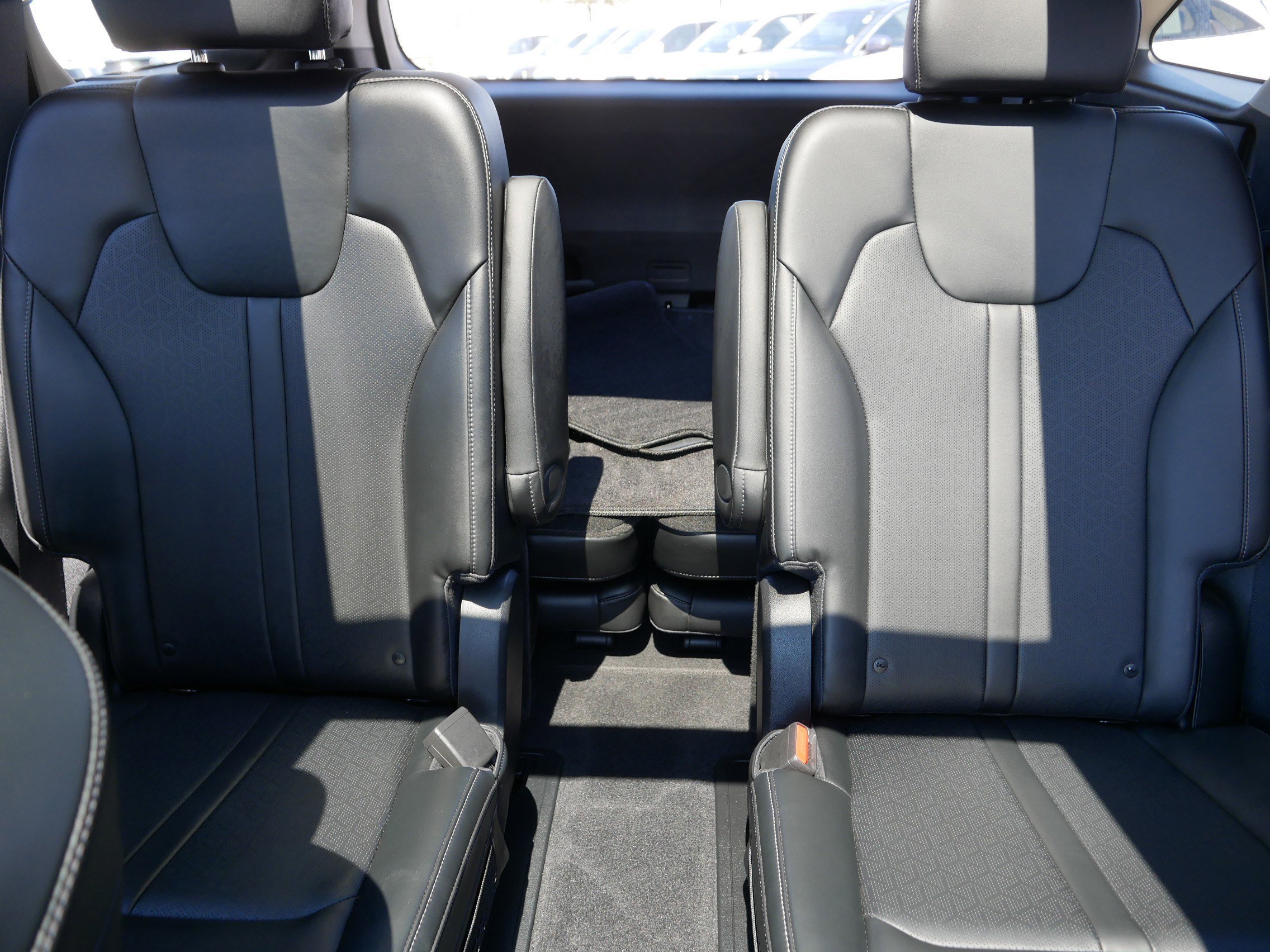 Certified Used 2023 Ebony Black Kia SX image 13