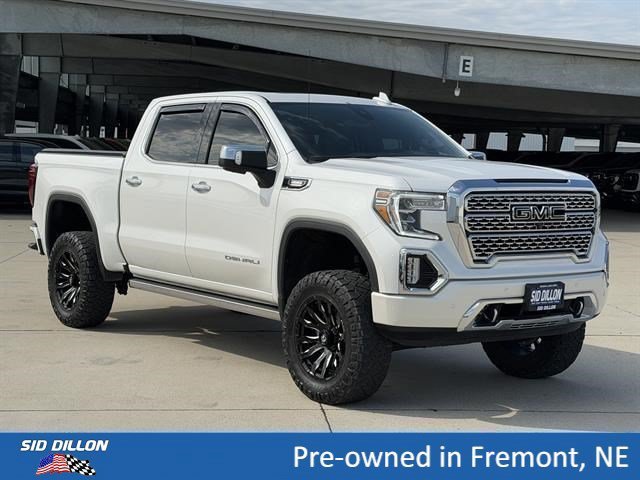 Used 2021 WHITE FROST TRICOAT GMC Denali image 2
