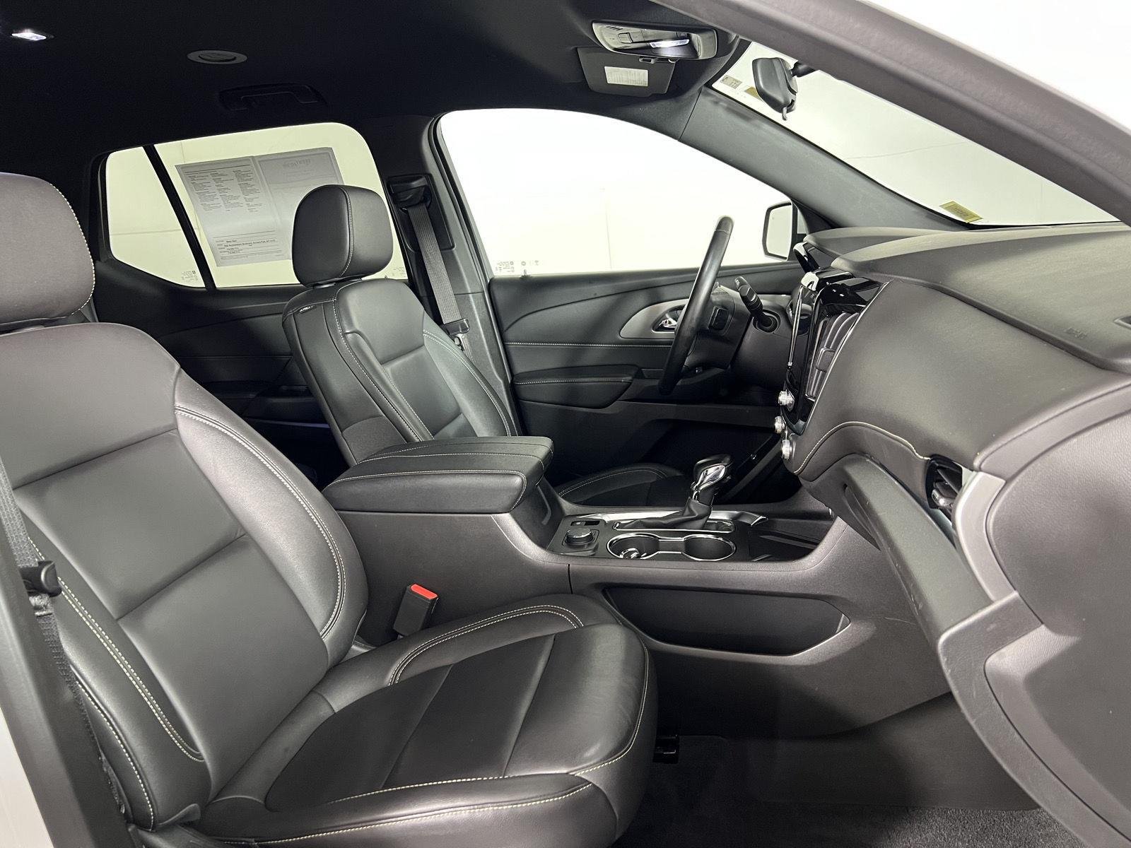 Used 2024 Summit White Chevrolet LT Leather image 22