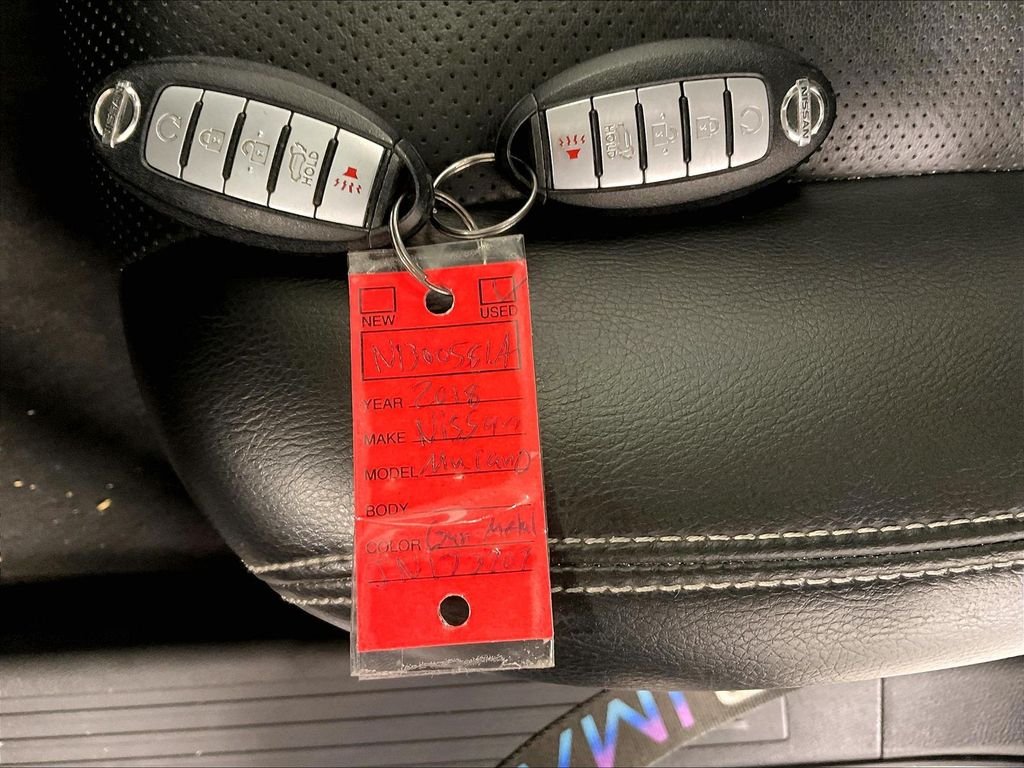 Used 2018 Gray Nissan SL image 32