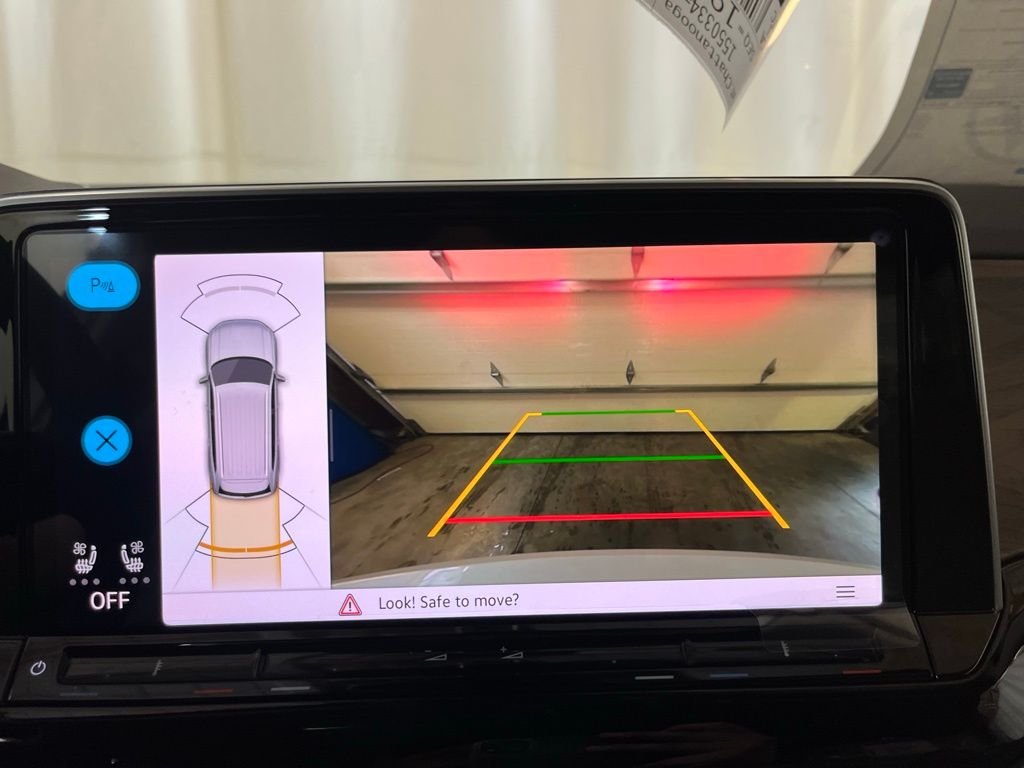 New 2026 White/off-white Volkswagen 2.0T SE w/Technology image 17
