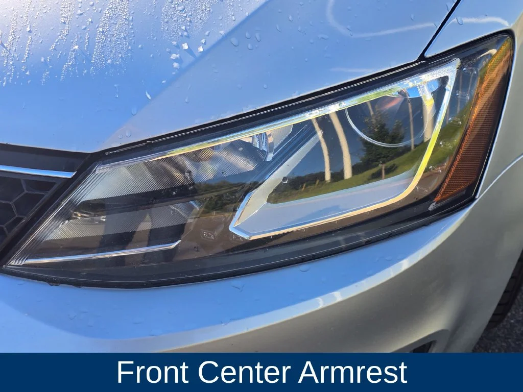 Used 2014 Silver Volkswagen GLI image 6