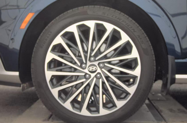 Certified Used 2026 Blue Hyundai Calligraphy image 3