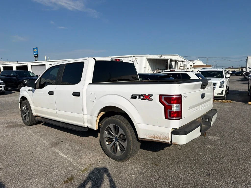 Used 2020 White Ford XL image 6