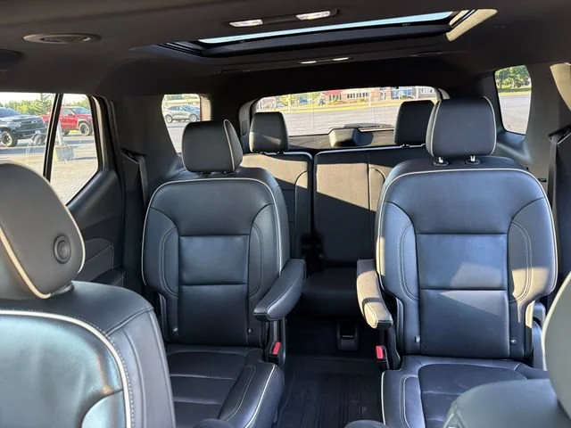 Used 2022 MOSAIC BLACK METALLIC Chevrolet Premier image 39