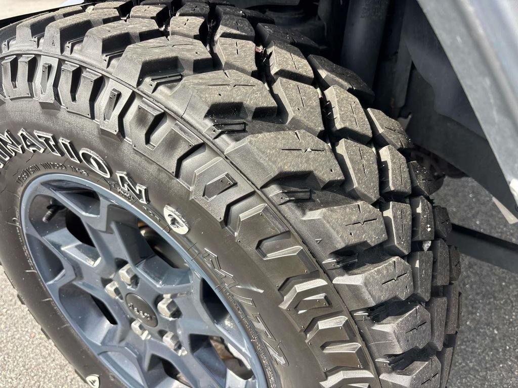Used 2023  Jeep Willys 4xe image 10