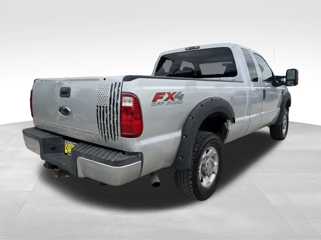 Used 2010 Silver Ford XLT image 5