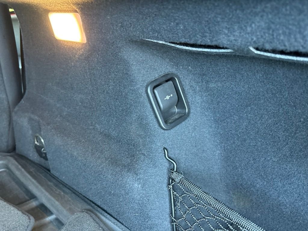 Used 2018 Jet Black BMW xDrive28i image 28