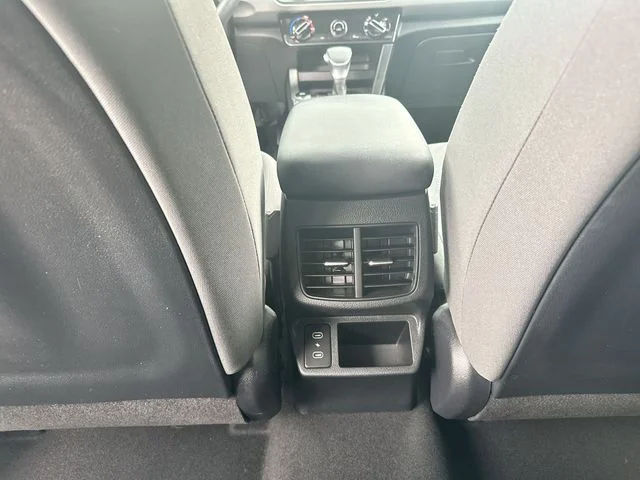 Used 2024 White Kia LX image 22