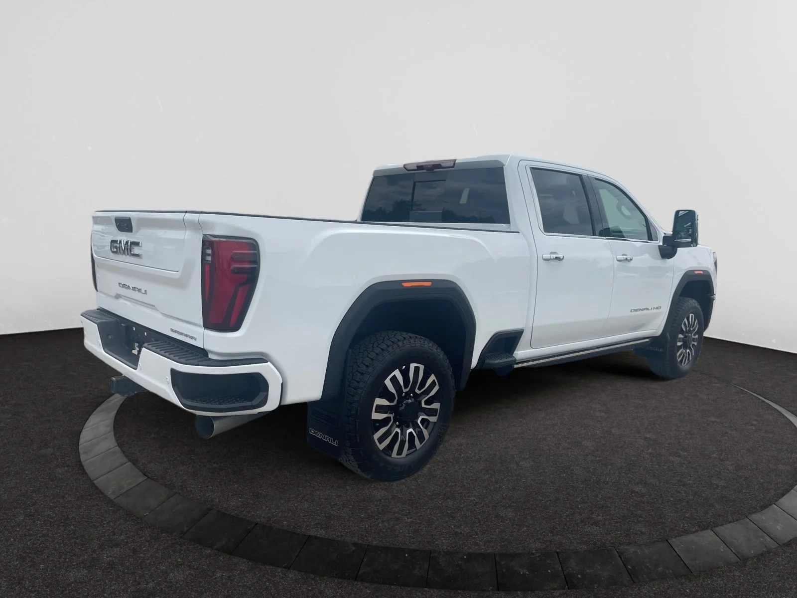 New 2026 Summit White GMC Denali Ultimate image 5