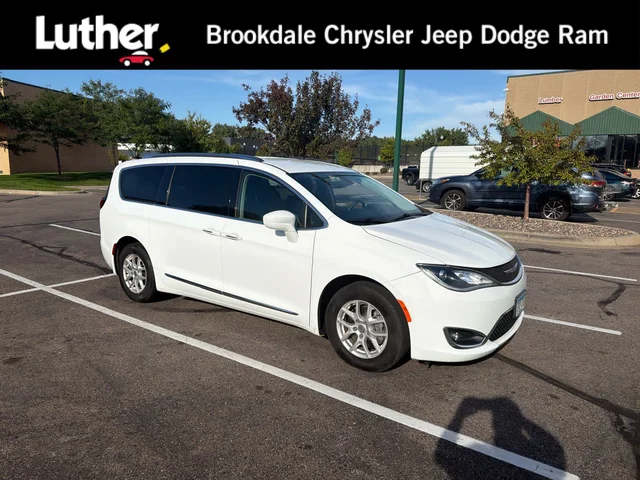 2020 Chrysler Pacifica Touring L
