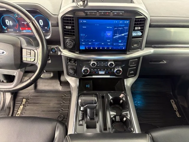 Used 2023 Silver Ford Lariat image 39
