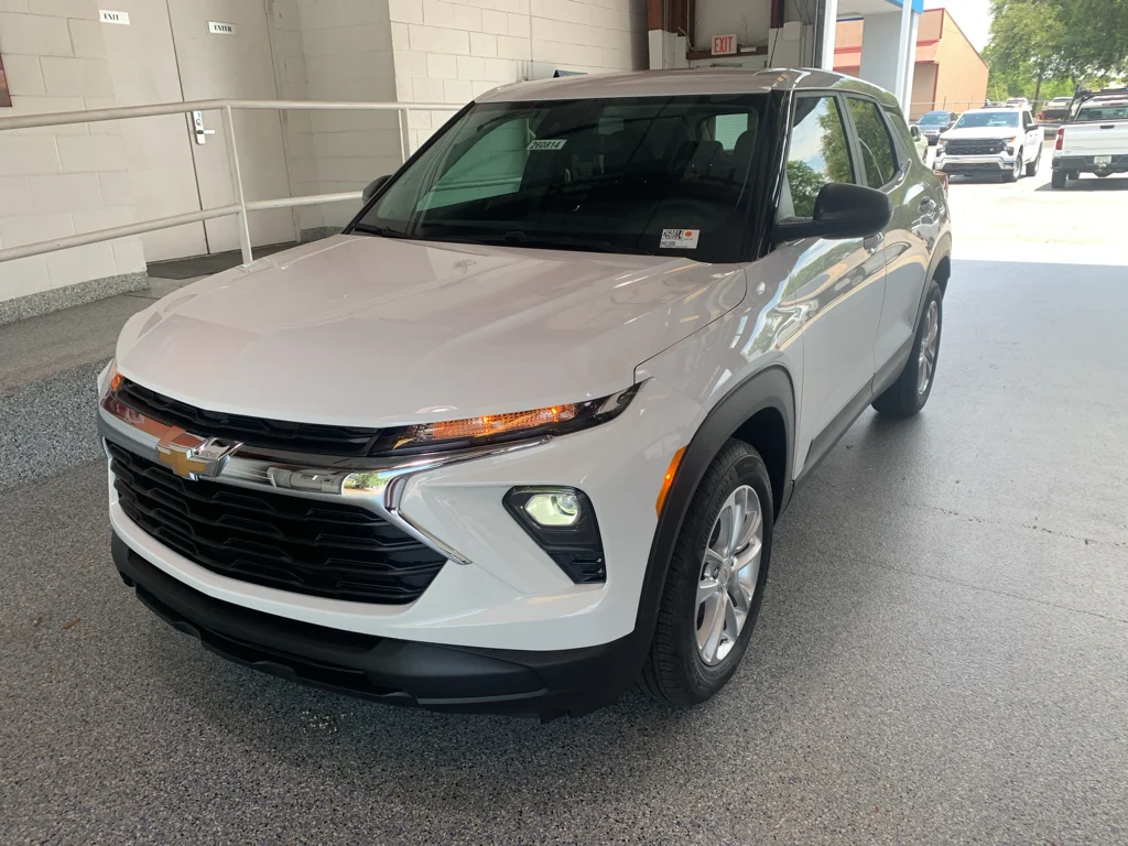 2026 Chevrolet Trailblazer LS - Photo 4