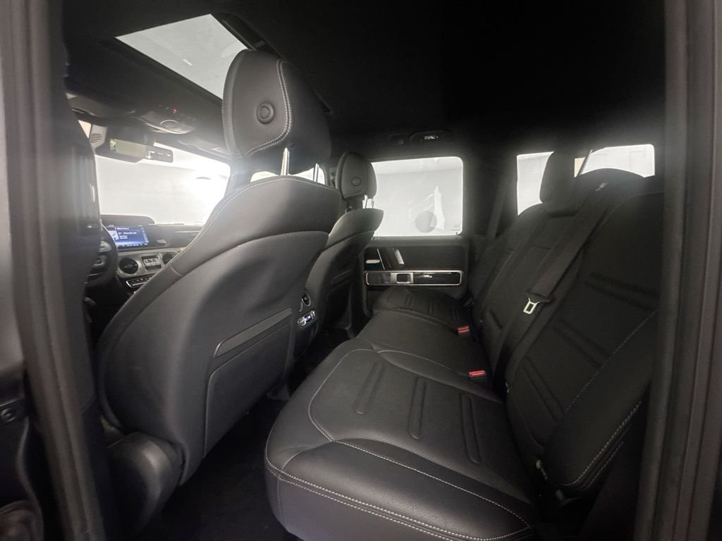 Used 2021  Mercedes-Benz G 550 image 19