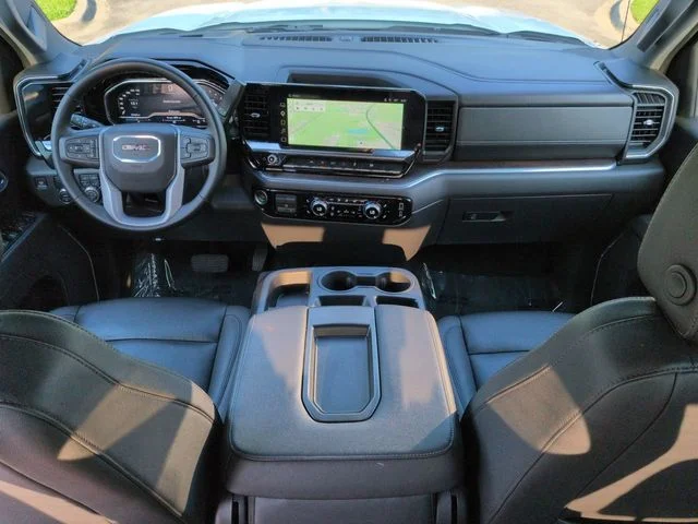 Used 2025 White GMC SLT image 15