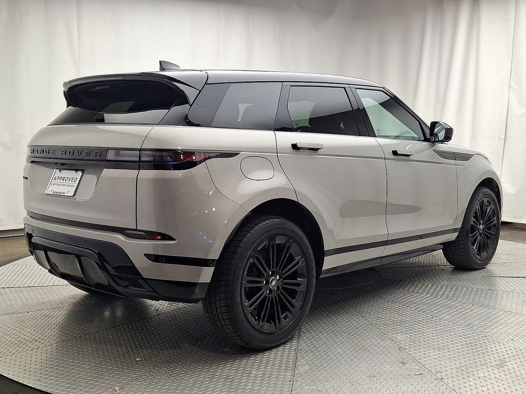 Certified Used 2026 Seoul Pearl Silver Met Land Rover Dynamic image 4