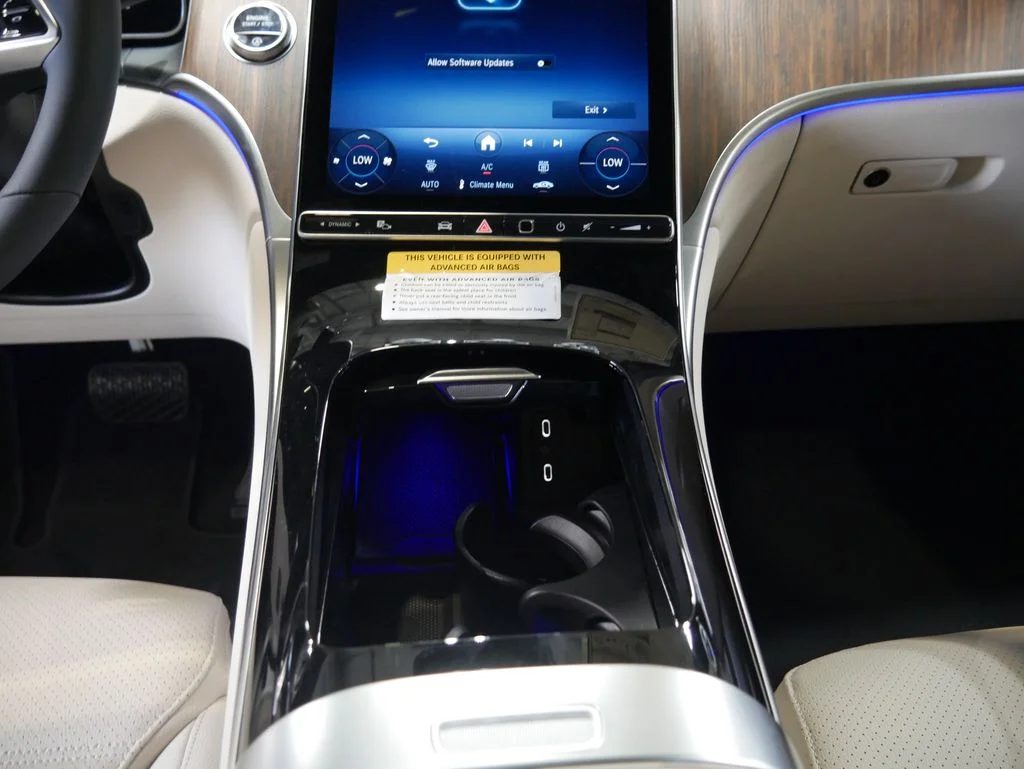 New 2026 Polar White Mercedes-Benz GLC 300 image 63