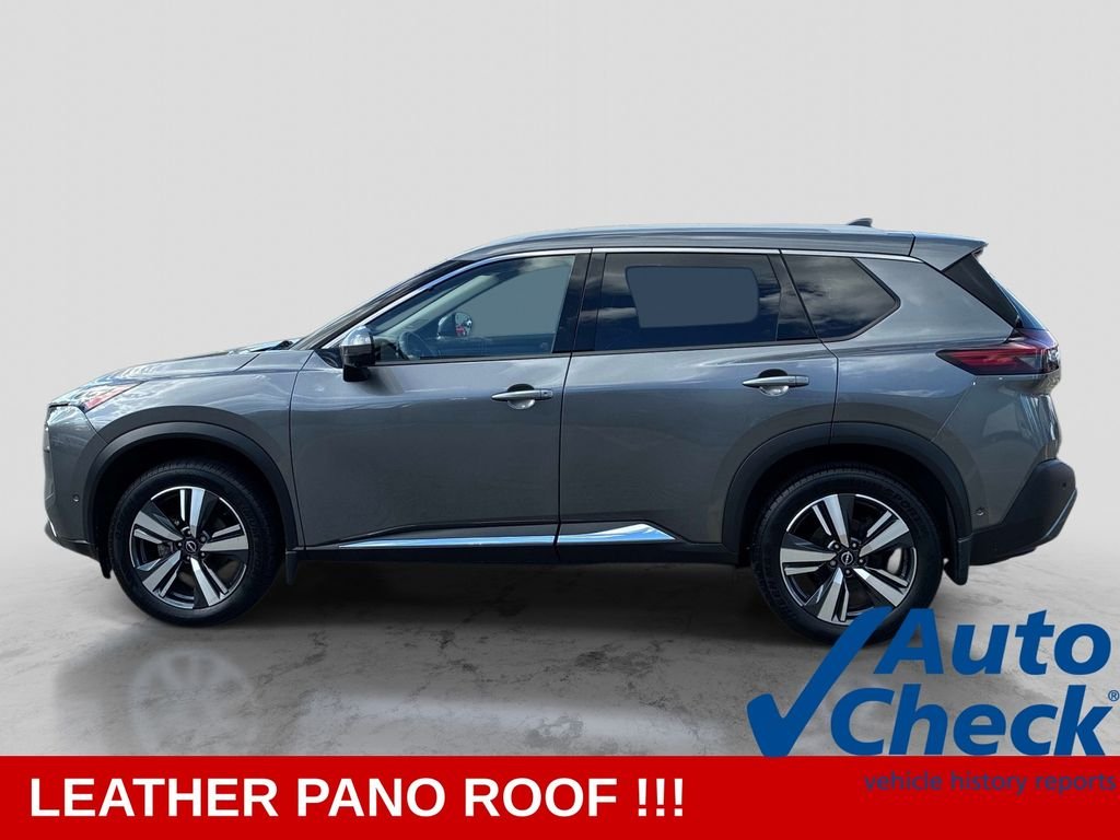 Used 2023 Gray Nissan SL image 4