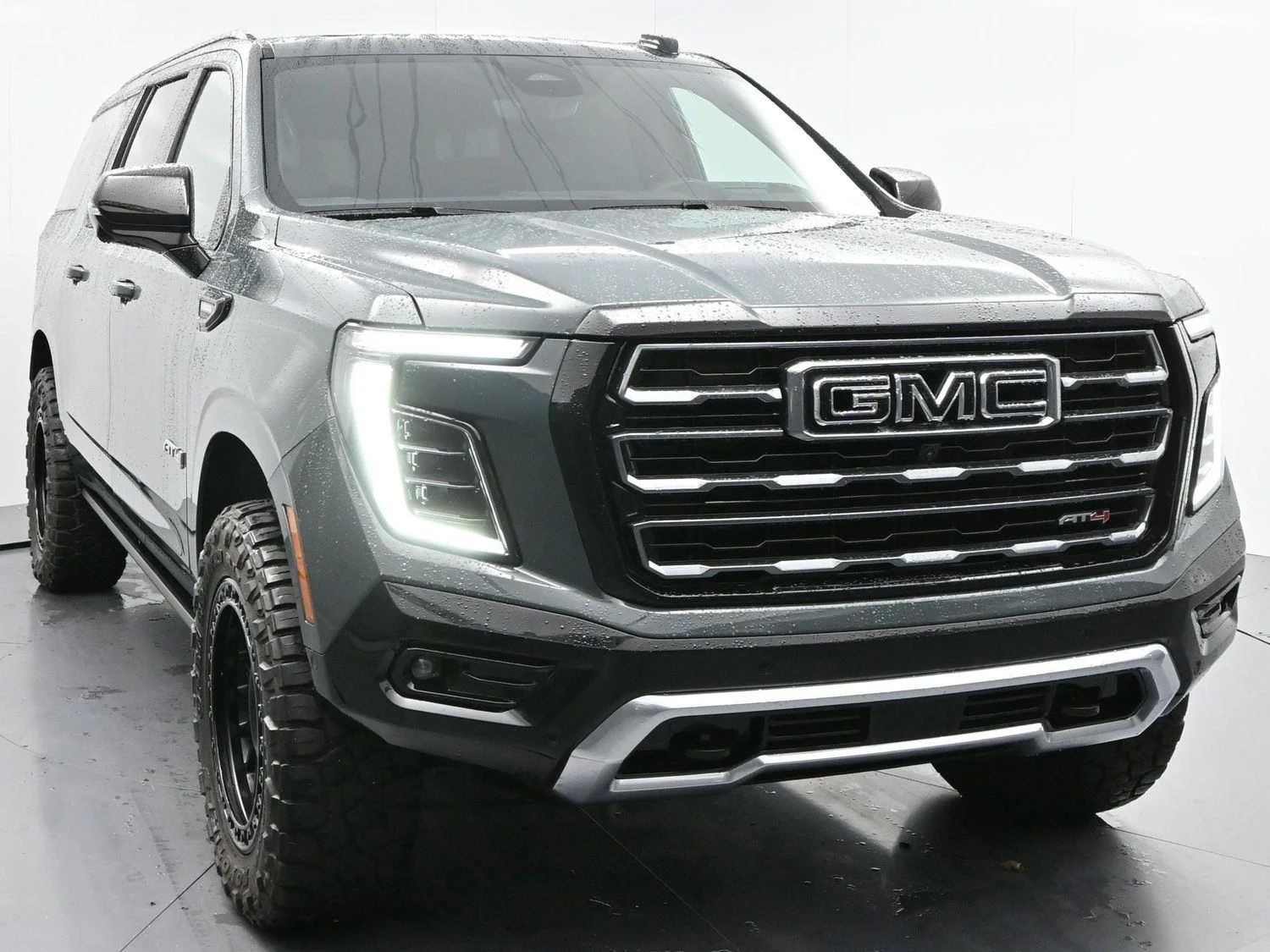 Used 2026 Midnight Pine GMC AT4 image 2
