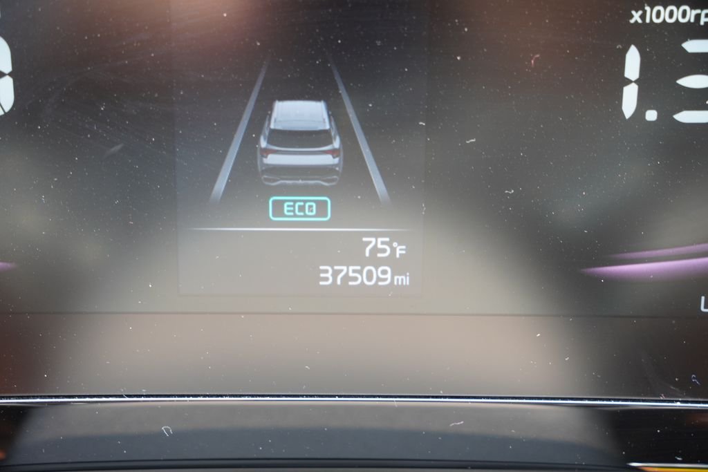 Used 2023 Fusion Black Kia LX image 31