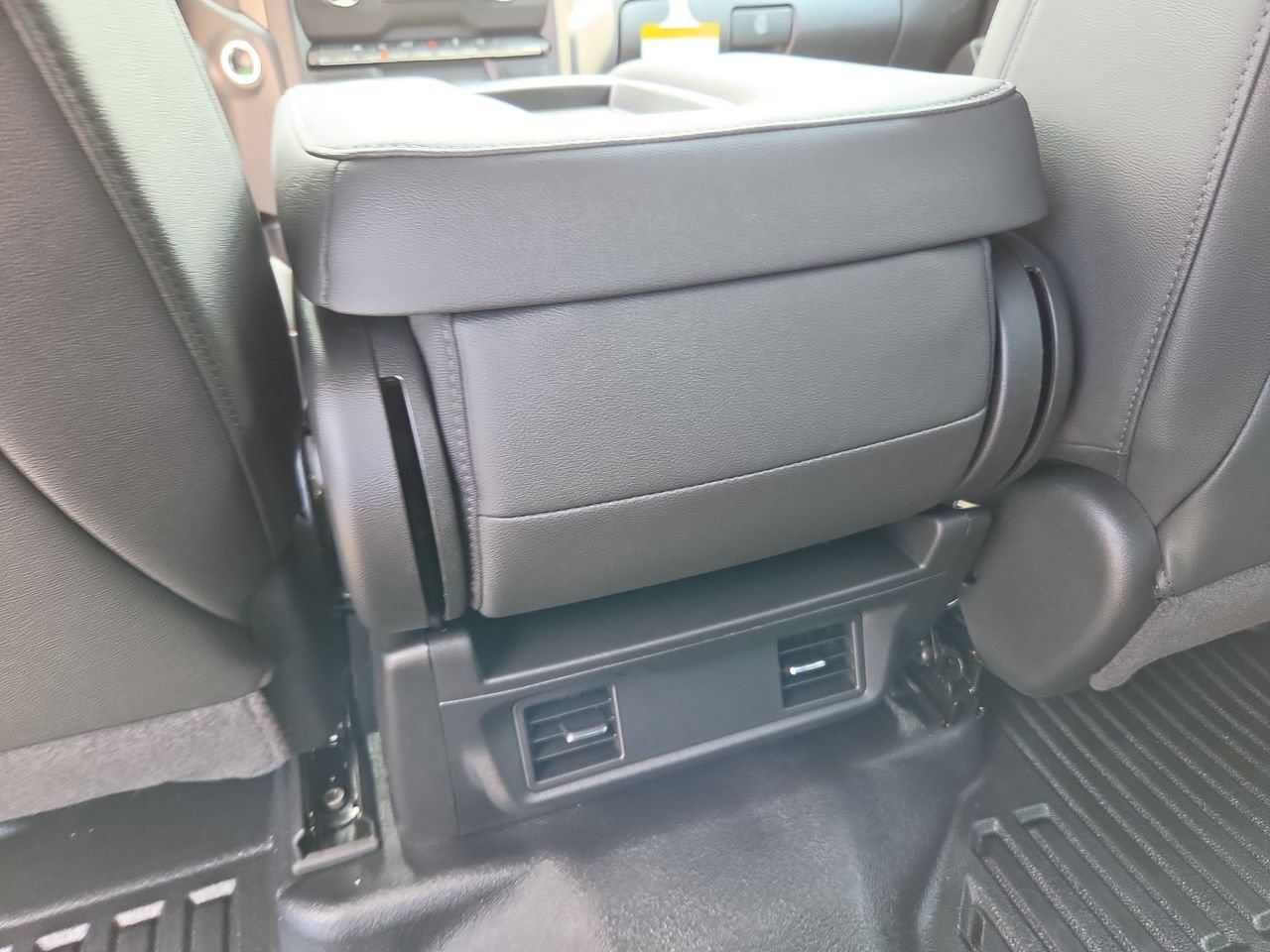 2026 GMC Sierra 1500 Pro - Photo 20