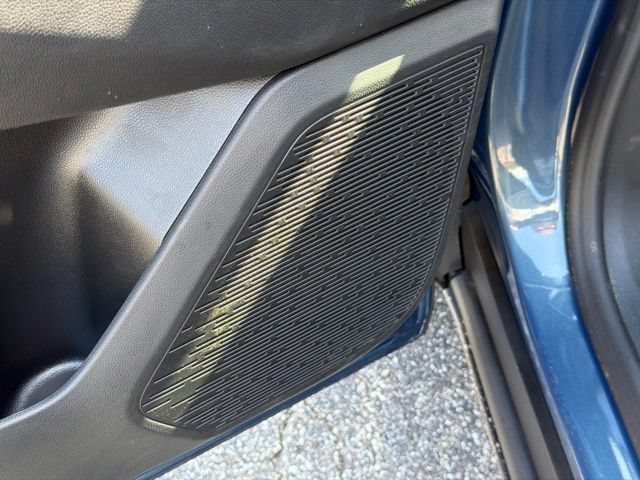 New 2027 Lakeshore Blue Metallic Chevrolet LT image 10