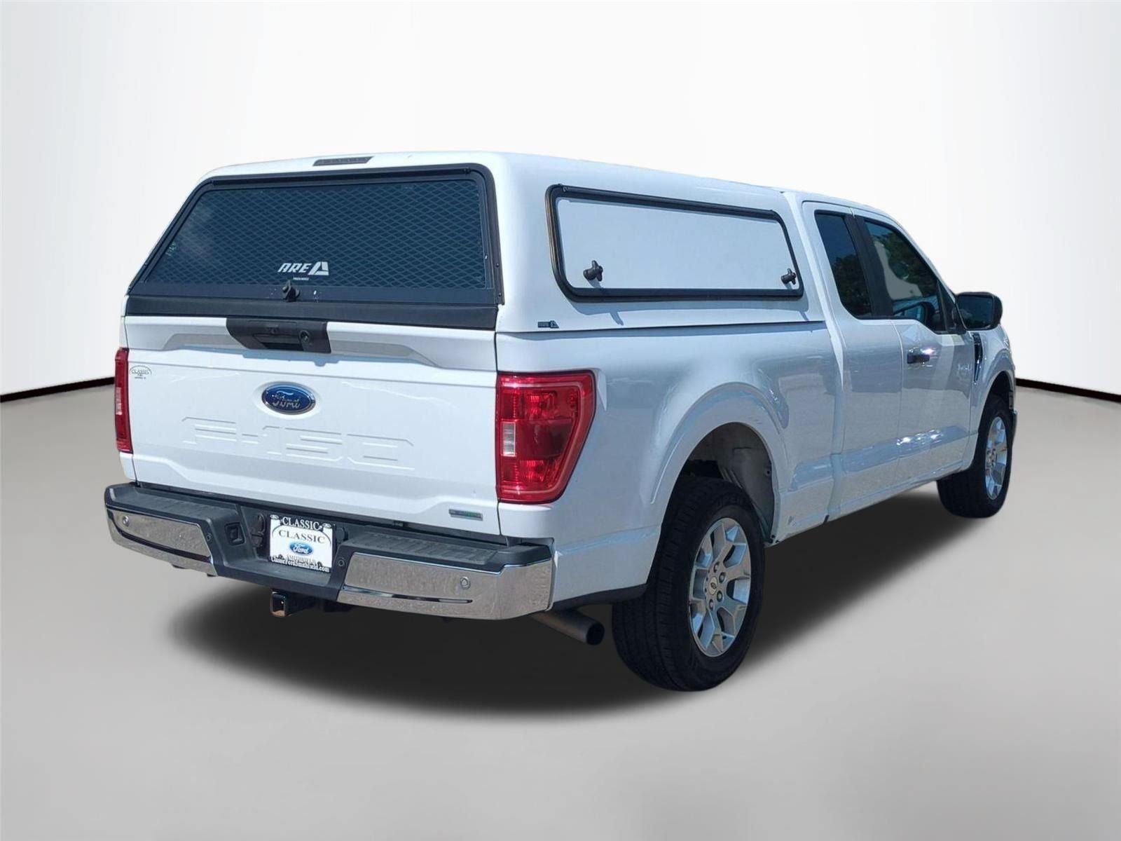 Used 2022 Oxford White Ford XLT image 5