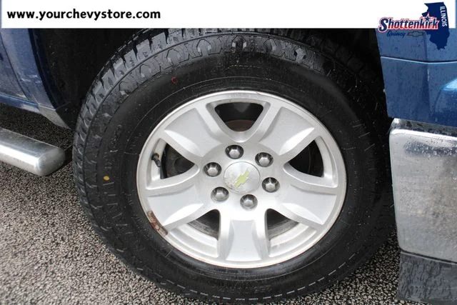 Used 2015 Blue Chevrolet LT image 10