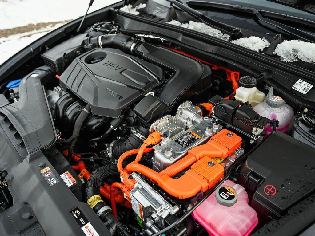 New 2026 Abyss Black Hyundai SEL FWD image 31