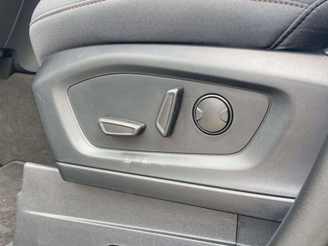 New 2026 Space White Metallic Ford Active image 7