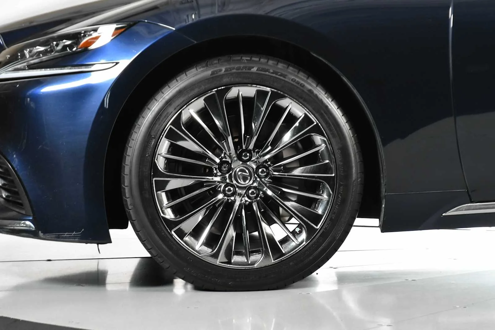 Used 2018 Nightfall Mica Lexus  image 12