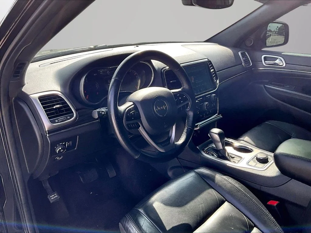 Used 2019 Black Jeep Limited image 15