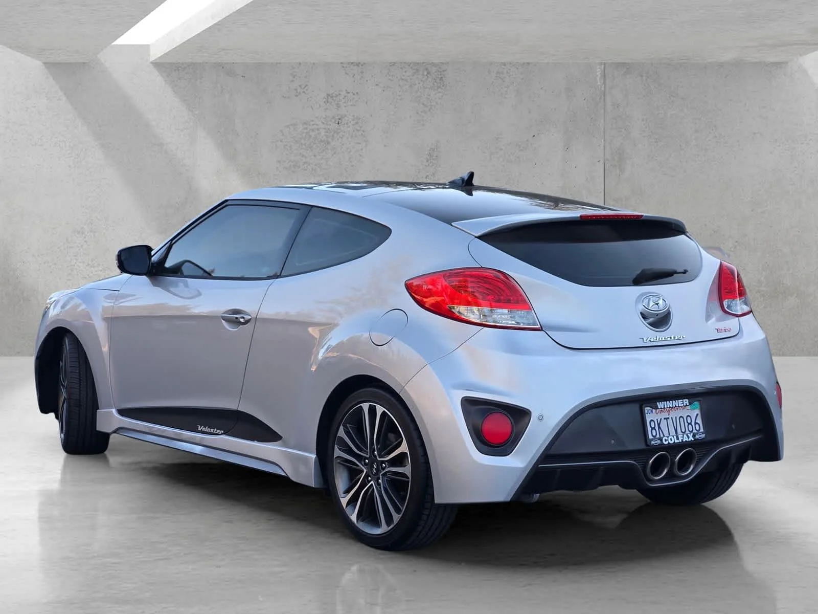 Used 2016  Hyundai Turbo image 6