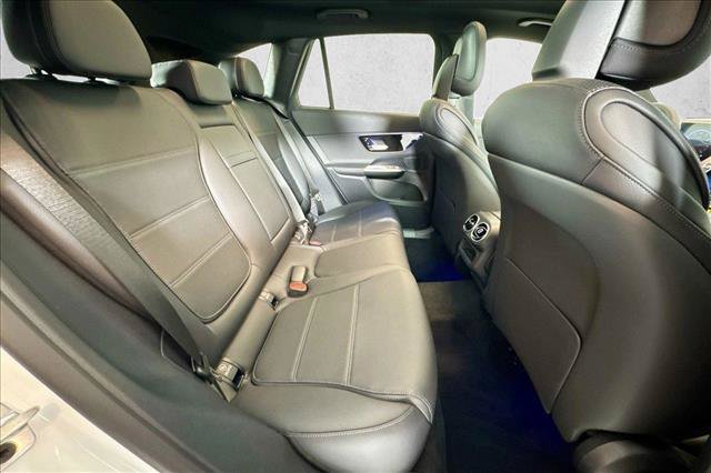 New 2026 Polar White Mercedes-Benz GLC 300 image 55