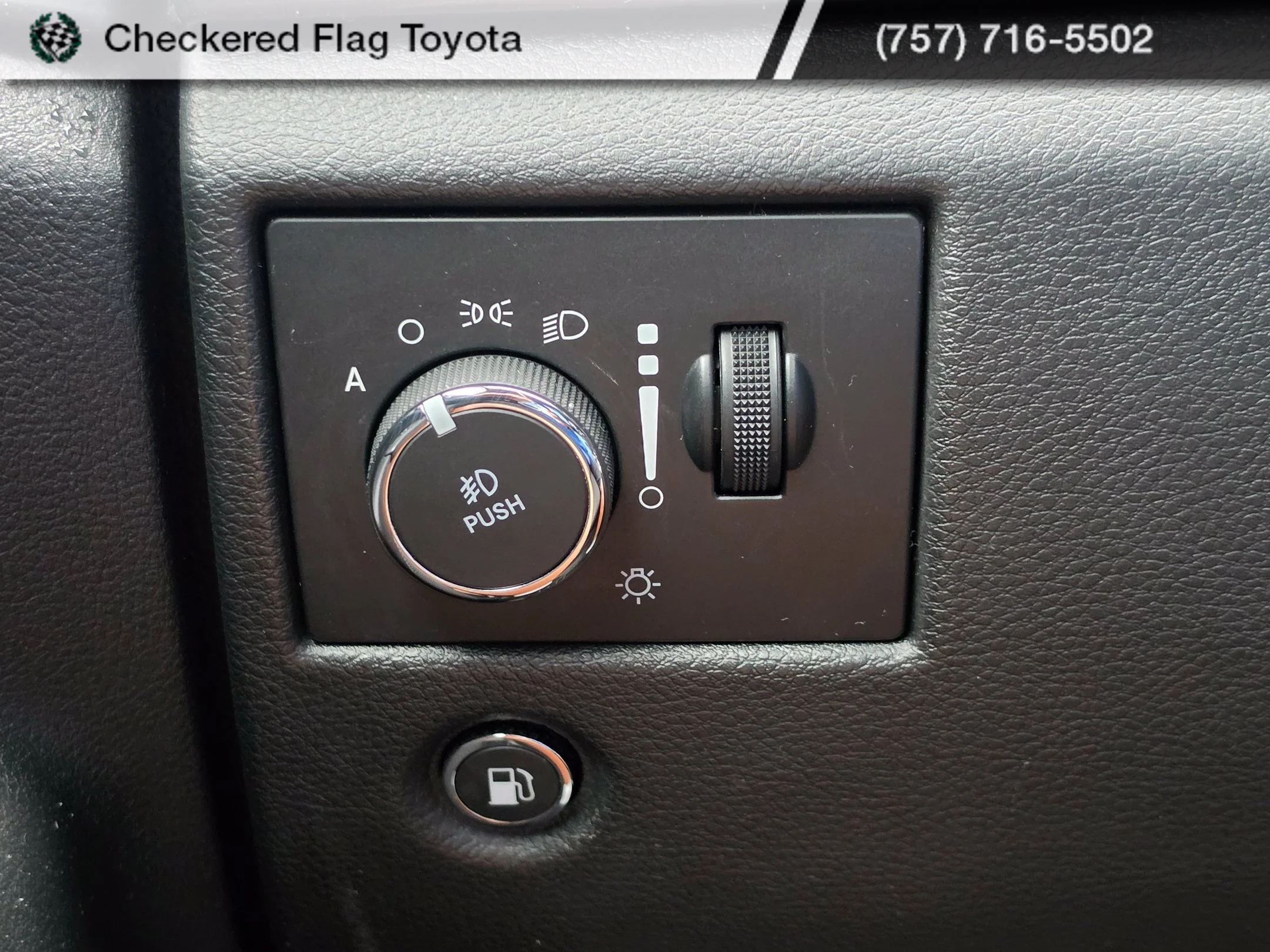 Used 2021 Bright White Clearcoat Jeep Laredo E image 9