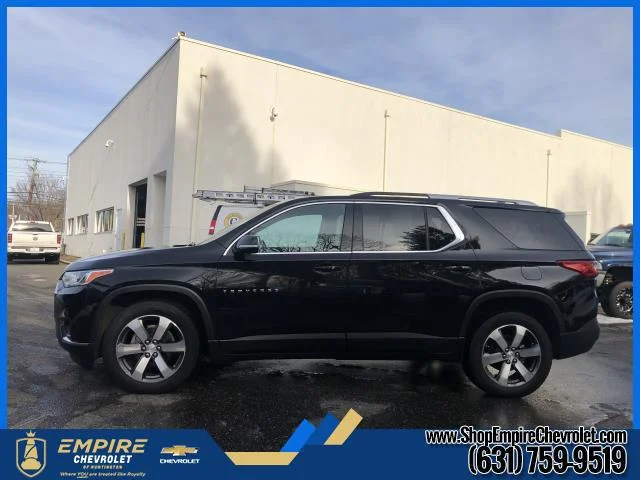 Used 2018 Mosaic Black Metallic Chevrolet 3LT image 3