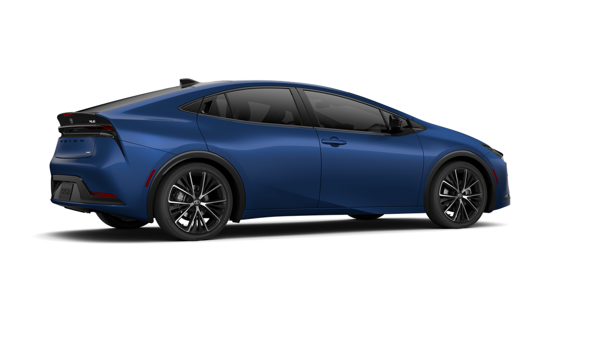 New 2027 Reservoir Blue Toyota XLE image 11