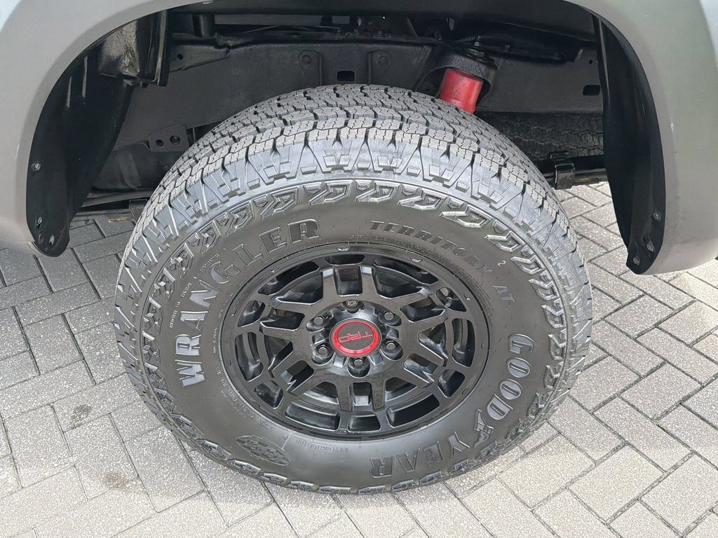 2022 Toyota Tacoma TRD Pro - Photo 17