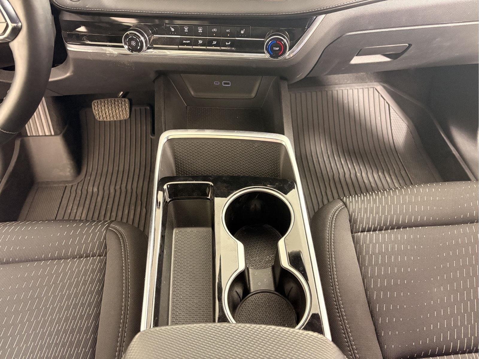 2025 Chevrolet Equinox LT - Photo 34