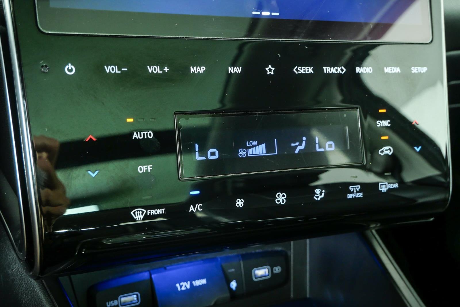 2022 Hyundai Tucson Limited - Photo 17