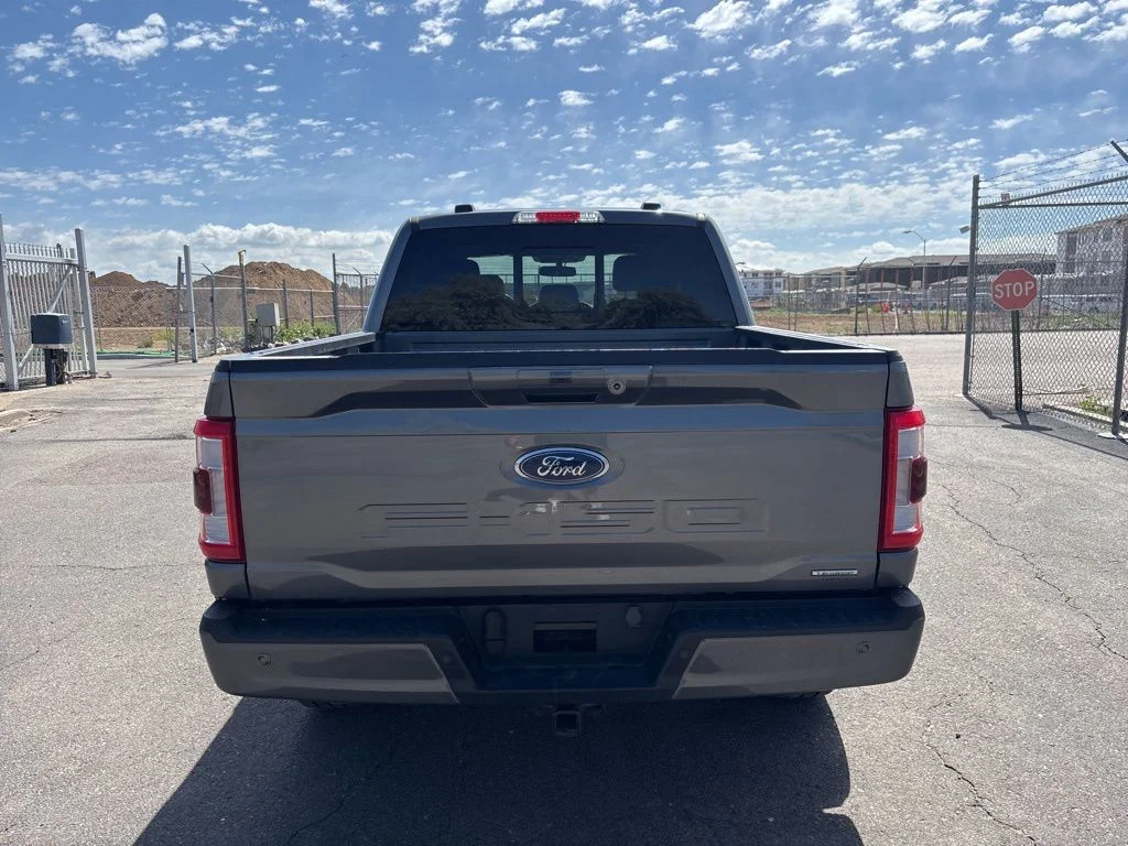 Used 2023 Gray Ford Lariat image 5