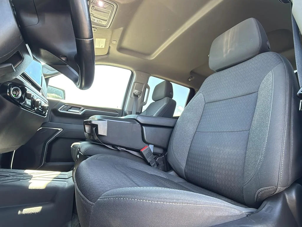 Used 2023 Summit White Chevrolet LT image 12