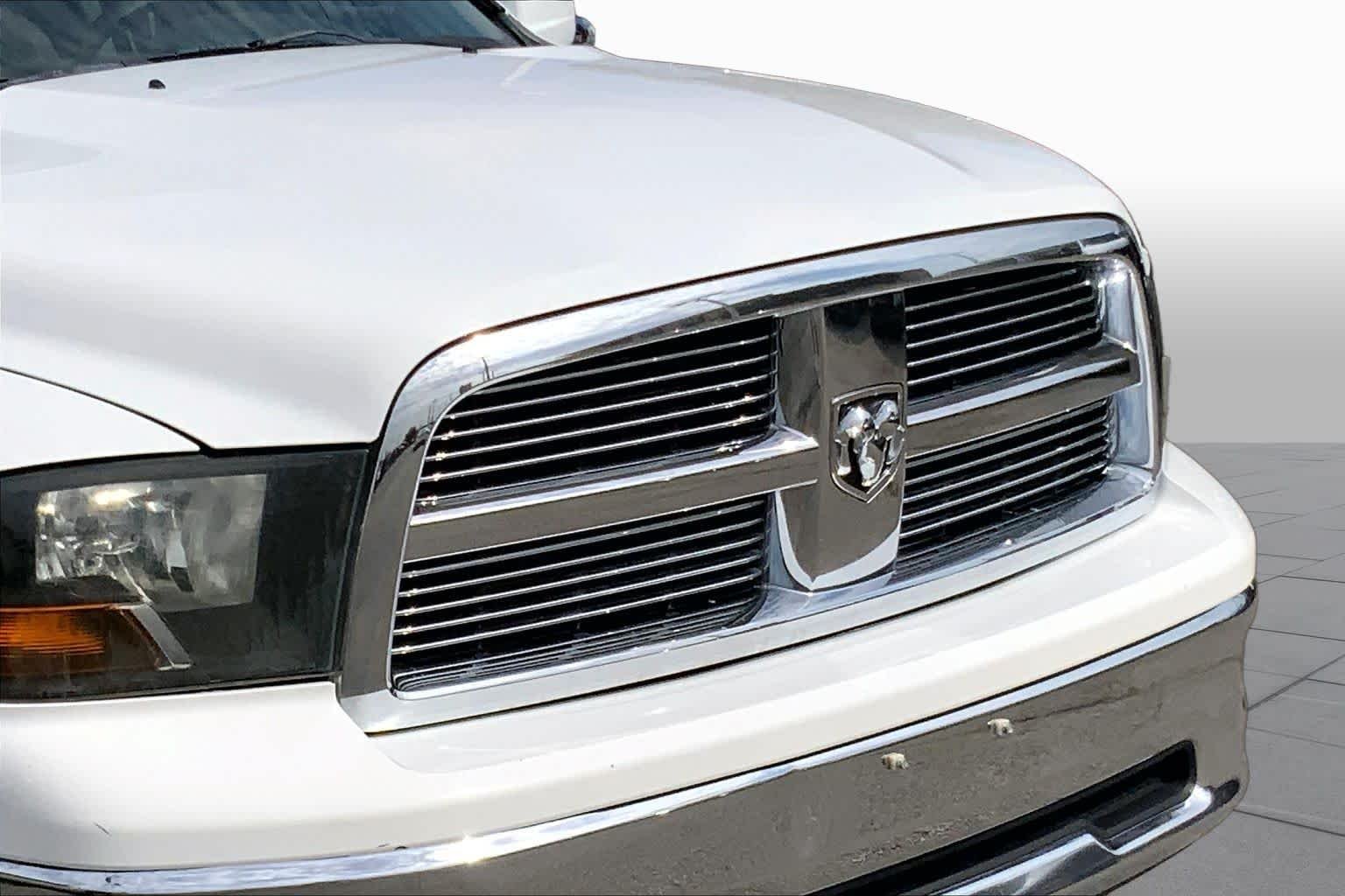 Used 2012 Bright White Ram Lone Star image 25