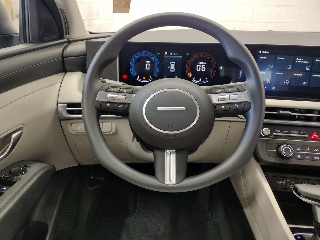 New 2026 Phantom Black Hyundai SE image 37