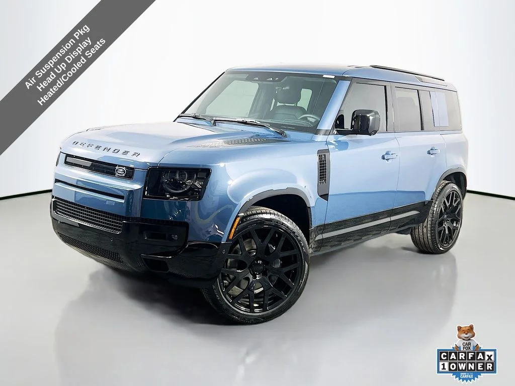 Used 2026 Tasman Blue Metallic Land Rover X-Dynamic SE image 1