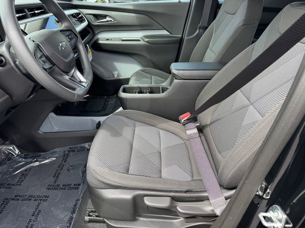 2027 Chevrolet Bolt LT - Photo 14