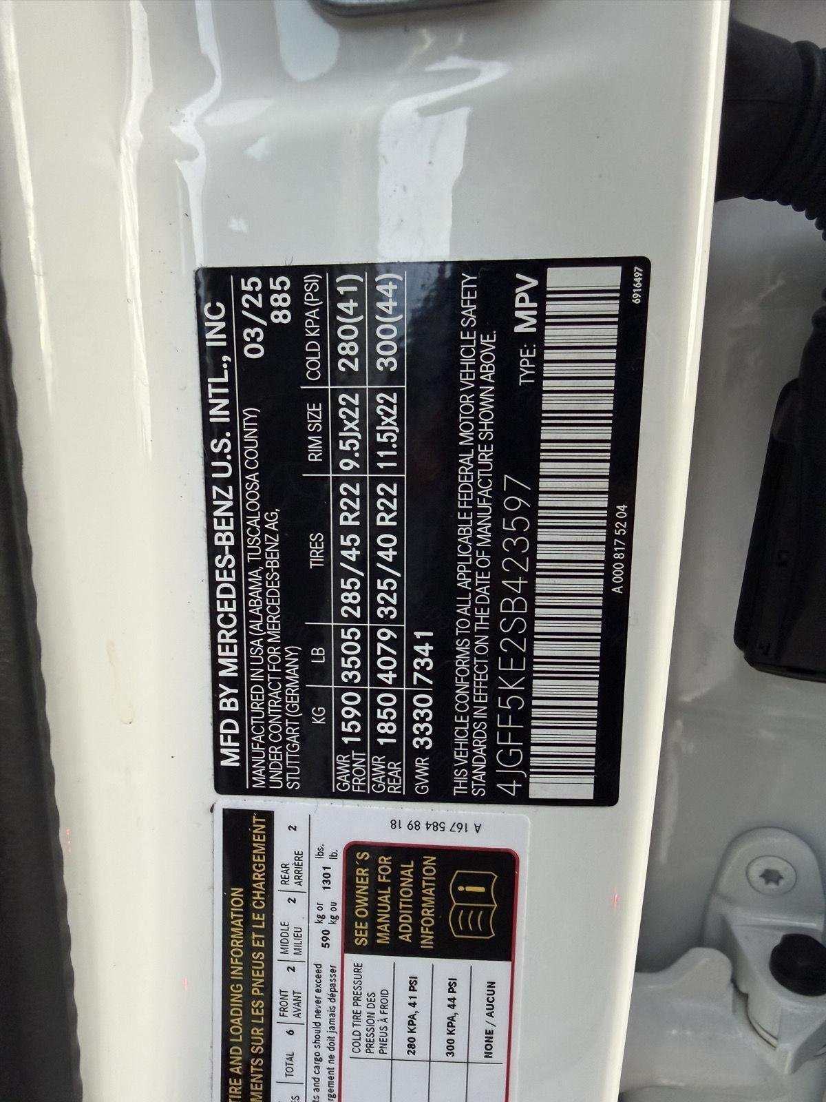 Used 2025 Polar White Mercedes-Benz GLS 450 image 44