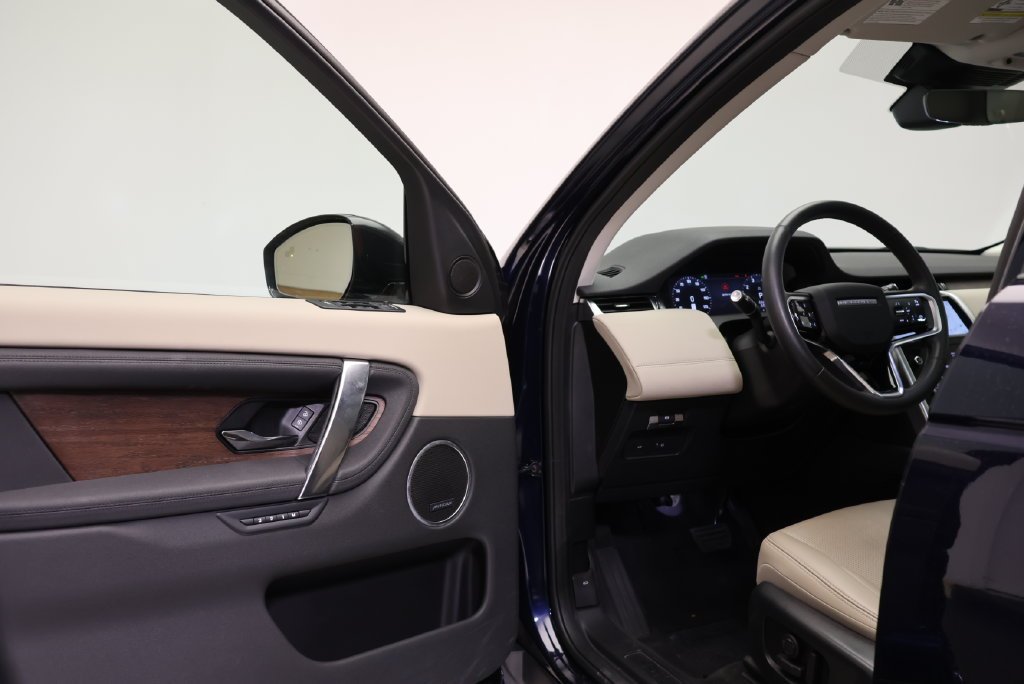Certified Used 2023 Portofino Blue Metallic Land Rover SE image 28